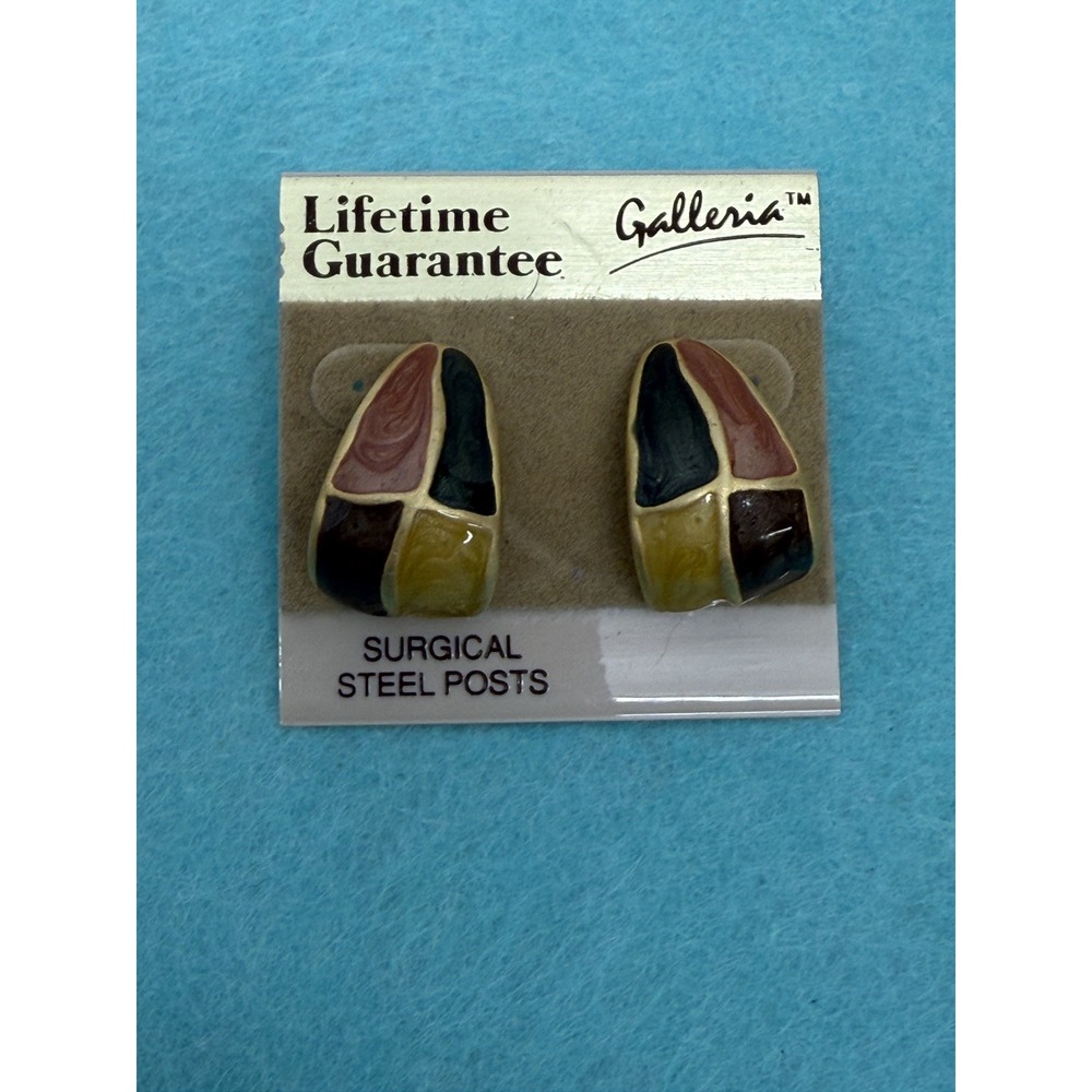 Vintage Gold Tone and Enamel‎  Block Pattern Earrings - Gold burgundy Black
